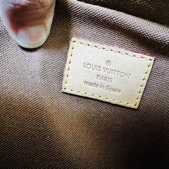 Louis Vuitton Geronimos Belt Bag Monogram - Picture 12 of 16